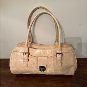 LIZ CLAIBORNE Cream Croc Embossed Faux Leather Top Handle Bag East-West